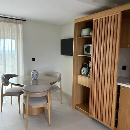 Liokrina Apartament *