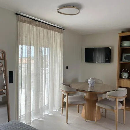 Liokrina Appartement Koróni